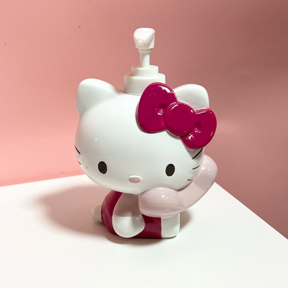 Sanrio Other - Vintage Y2K 2000s mcbling Sanrio hello kitty on telephone soap dispenser